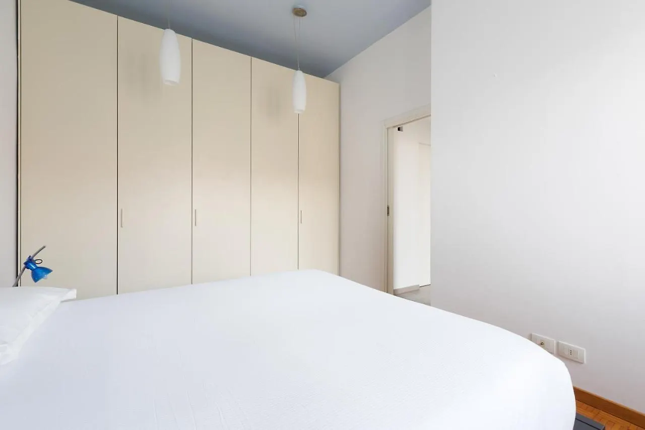 Appartamento Cozy Apt With Balcony - Mm2 Sant'Agostino Milano